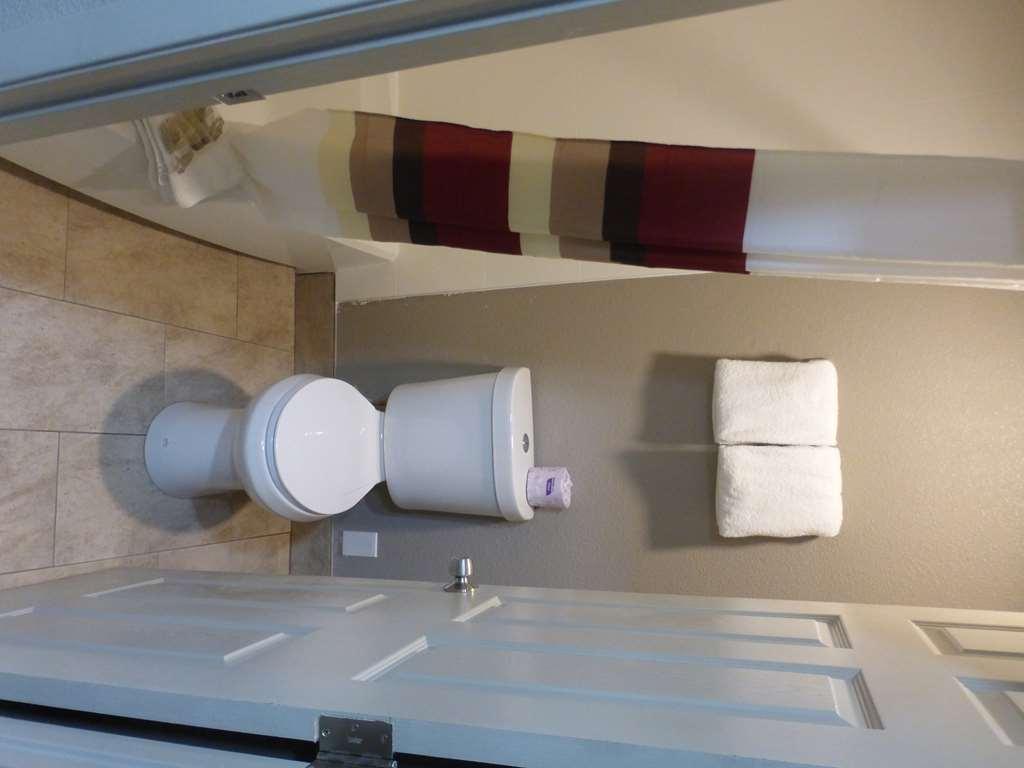 レッド ルーフ イン レディング 部屋 写真